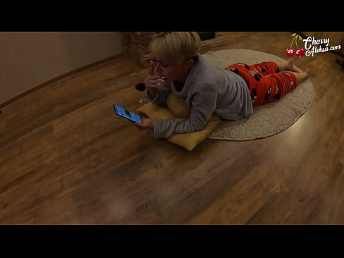 ❤️ Gekke blonde sûgje Enorme lul dy't derop sûgje en stuiterje - Anale seks ❤❌ Porno by porno fy.dienlanhbk.top ❌️
